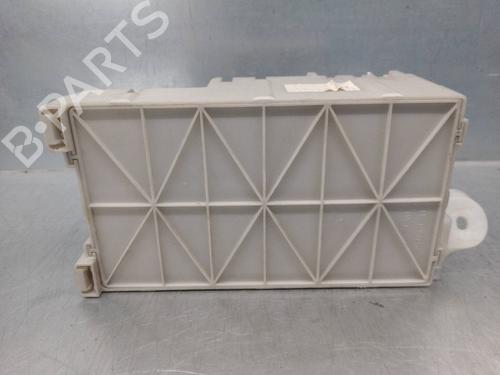 Fuse box TOYOTA RAV 4 II (_A2_)  | BP15612379E1 