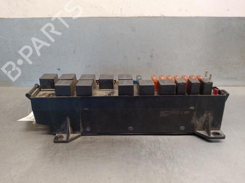Used Fuse box CHRYSLER VOYAGER / GRAND VOYAGER III (GS_, NS_) 3.8 (178 hp) 32329642