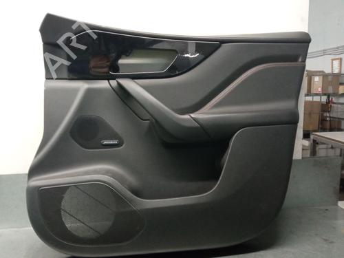 Used Front right panel JAGUAR F-PACE (X761) 2.0 TD4 (180 hp) 30169587