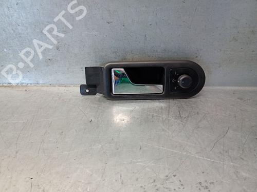 Used Front left interior door handle VW GOLF IV (1J1) 1.9 TDI (110 hp) 26709264