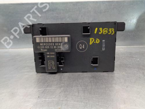 Used Comfort control module MERCEDES-BENZ C-CLASS (W203) C 200 CDI (203.004) (116 hp) 8299787