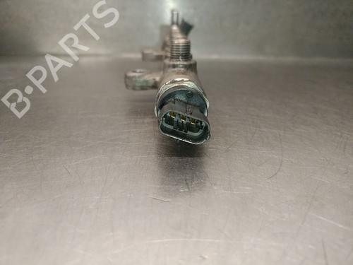 Injection rail JAGUAR F-PACE (X761) 2.0 TD4 | BP30137323M98