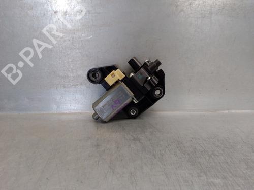 Rudehejsemotor bagstkærm højre BMW 7 (F01, F02, F03, F04) 730 d (245 hp) 13253893