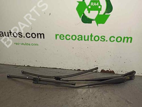 Used Front windshield wiper arm VW GOLF V (1K1) 1.6 FSI (115 hp) 5822732
