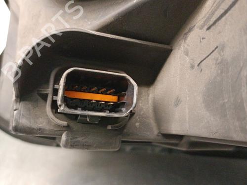 Right headlight CITROËN C3 Picasso (SH_) 1.6 HDI 90 | BP32498950C29