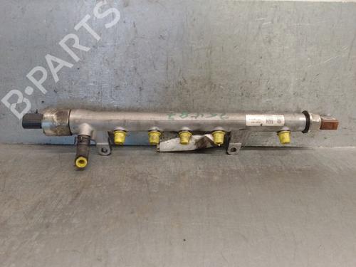 Used Injection rail Injection rail SEAT ALTEA (5P1) 1.6 TDI (105 hp) 35803170 35803170