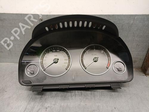 Used Instrument cluster BMW 5 Touring (F11) 520 d (184 hp) 25246541