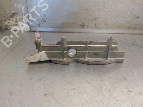 Used Engine mount Engine mount MERCEDES-BENZ A-CLASS (W176) A 200 CDI / d (176.008) (136 hp) 40498489 40498489