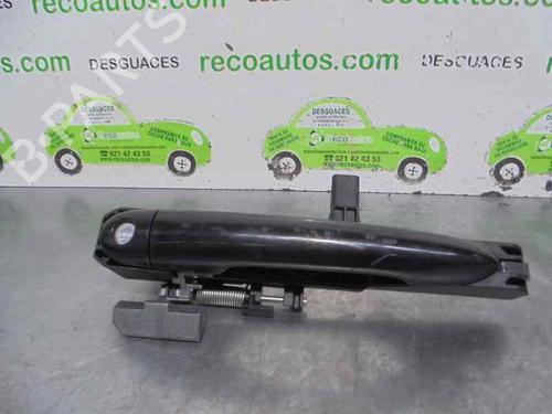 Used Front left exterior door handle RENAULT LAGUNA II (BG0/1_) 1.9 dCi (BG08, BG0G) (120 hp) 3269138