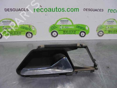 Used Front right interior door handle MERCEDES-BENZ 124 Saloon (W124) 300 D (124.130) (113 hp) 3216402