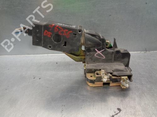 Used Front left lock MITSUBISHI CARISMA (DA_) 1.9 DI-D (DA5A) (102 hp) 10525300