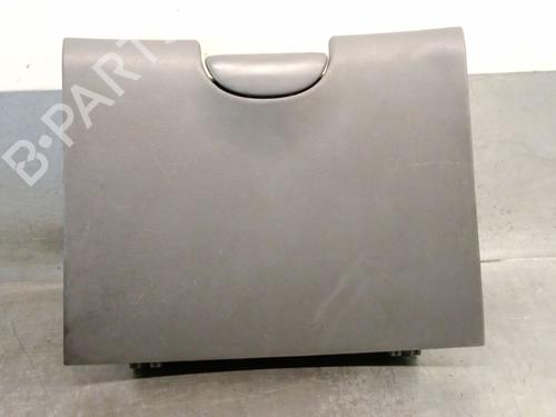 Used Glove box TOYOTA YARIS VERSO (_P2_) 1.3 (NCP20_, NCP22_, NCP20R, NCP22R) (84 hp) 26323473