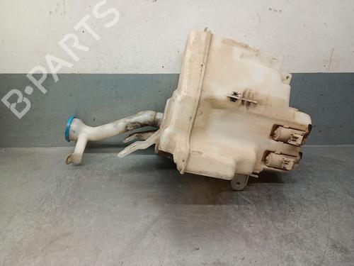 Used Windscreen washer tank SUZUKI GRAND VITARA II (JT, TE, TD) 1.9 DDiS (JB419WD, JB419XD) (129 hp) 31665912