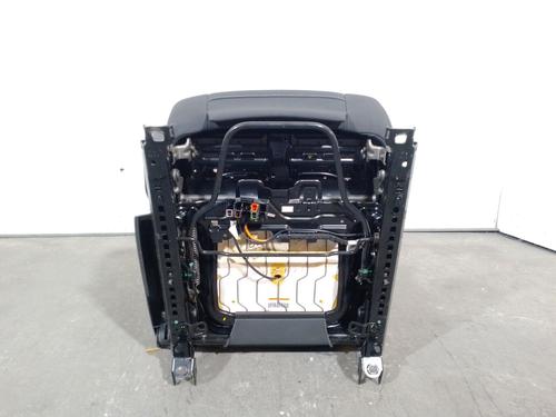Right front seat VOLVO V60 I (155) D3 / D4 | BP31941273C16 