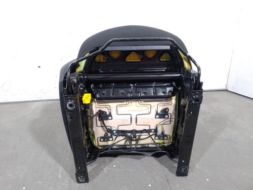 Right front seat PEUGEOT 208 I (CA_, CC_) 1.2 VTI 82 | BP31048493C16 