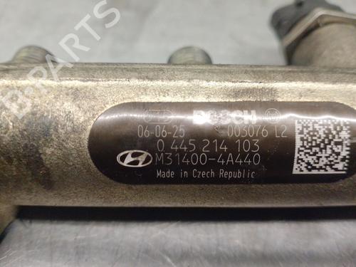 Injection rail HYUNDAI H-1 / STAREX Bus (A1) 2.5 CRDi | BP21840963M98 