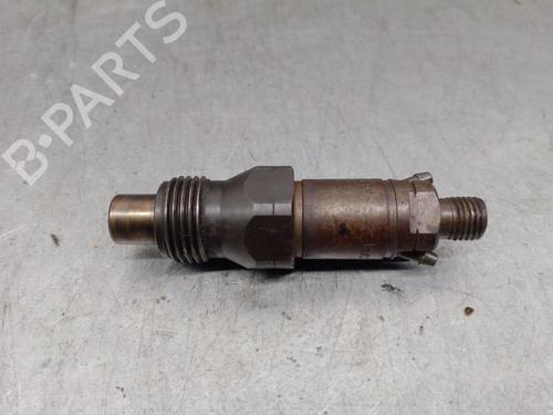 Used Injector VOLVO V40 Estate (645) 1.9 TD (90 hp) 29697150