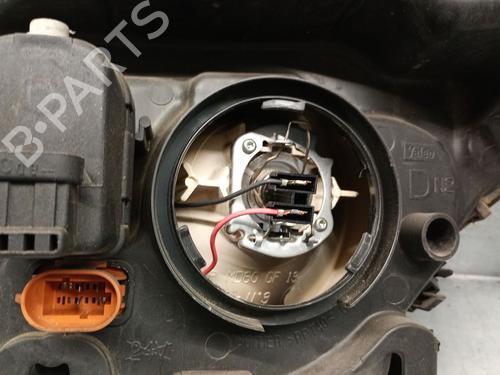 Lampa przednia prawa RENAULT SCÉNIC I MPV (JA0/1_, FA0_) 1.9 dCi RX4 | BP29935185C29