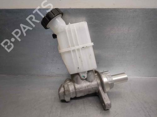 Used Brake master cylinder RENAULT ARKANA I (LCM_, LDN_) 1.6 E-TECH 145 (LDMU) (143 hp) 12189970