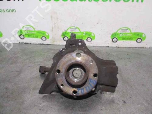 Used Left front steering knuckle FIAT PUNTO (176_) 1.7 TD (176AT) (63 hp) 2062662