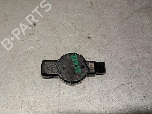 Used Electronic module BMW X3 (F25) xDrive 20 d (190 hp) 28293646