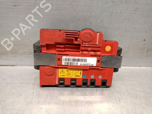 Used Fuse box BMW 3 (E90) 320 d (163 hp) 26141724