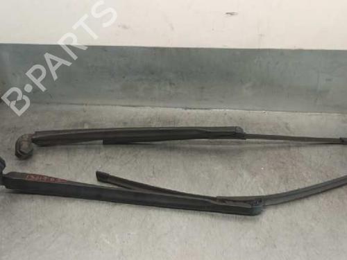 Used Front windshield wiper arm SEAT LEON (1P1) 1.9 TDI (105 hp) 7663494
