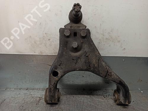Used Right front suspension arm KIA SORENTO I (JC) 2.5 CRDi 4WD (140 hp) 8691426