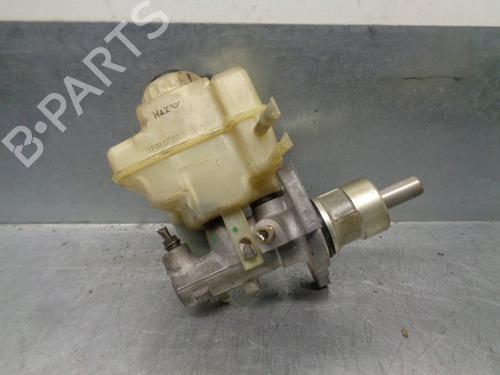 Used Brake master cylinder BMW 7 (E38) 730 d (184 hp) 8914983
