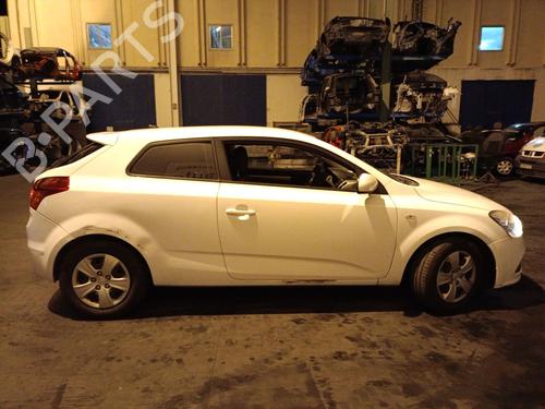 Rear bumper left light KIA CEE'D Hatchback (ED) 1.4 | BP31017914C81