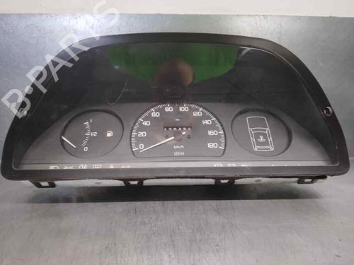 Used Instrument cluster FIAT UNO (146_, 158_) 50 1.1 (50 hp) 10565915