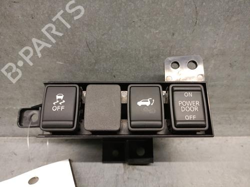 Used Switch NISSAN X-TRAIL III (T32_, T32R, T32RR) 1.6 dCi (T32) (130 hp) 32282865