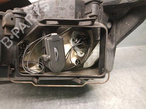 Right headlight FORD FOCUS I Turnier (DNW) 1.8 TDCi | BP31996039C29