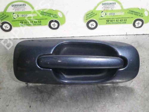 Used Rear right exterior door handle CHRYSLER VOYAGER IV (RG, RS) 2.5 CRD (141 hp) 2068898