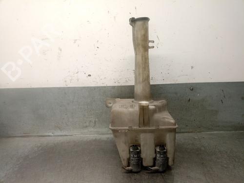 Used Windscreen washer tank Windscreen washer tank 39407577 39407577