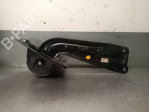Venstre bagtil bærearm VW TIGUAN (AD1, AX1) 1.5 TSI (150 hp) 30145700