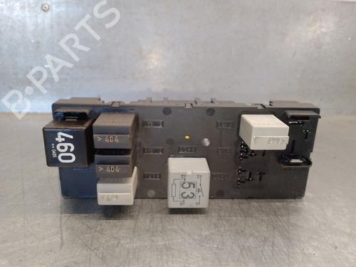 Fuse box VW GOLF V (1K1) 1.9 TDI | BP39028556E1 - Image 4