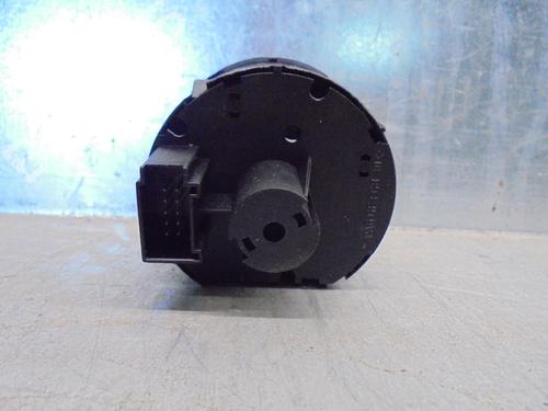 Headlight switch VW PASSAT B6 (3C2) 2.0 TDI | BP20260539I24 