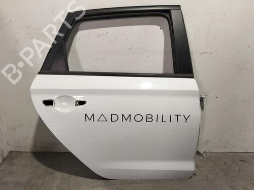 right-rear-door-hyundai-i30-estate-pde-2017-32732994 main image