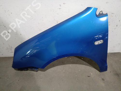 Guarda-lamas esquerdo Guarda-lamas esquerdo VW POLO IV (9N_, 9A_) 1.4 16V (75 hp) 33965333 33965333