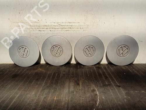Used Hub cap VW GOLF III (1H1) 1.8 (75 hp) 25807111