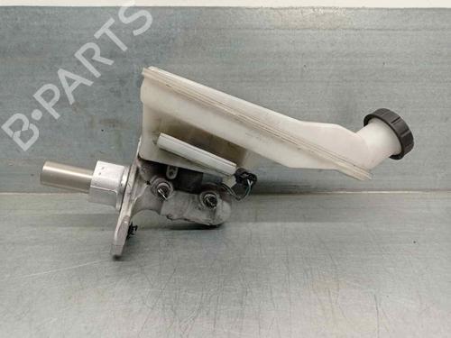 Used Brake master cylinder Brake master cylinder MERCEDES-BENZ GLA-CLASS (X156) GLA 220 CDI (156.903) (170 hp) 12141316 12141316