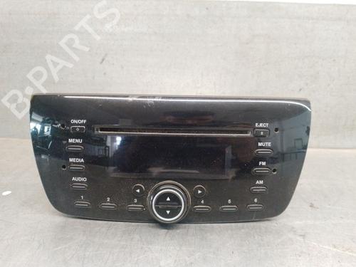 Used Radio FIAT DOBLO Cargo (263_) 1.3 D Multijet (90 hp) 26024744