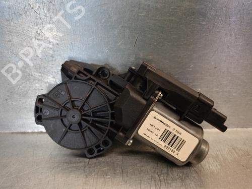 Used Right front window motor KIA CEE'D Hatchback (ED) 1.6 CRDi 115 (115 hp) 18200333