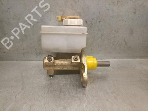 Brake master cylinder LAND ROVER DEFENDER Station Wagon (L316) 2.5 TDI 4x4 (L316) SJC100420 | SJC100420