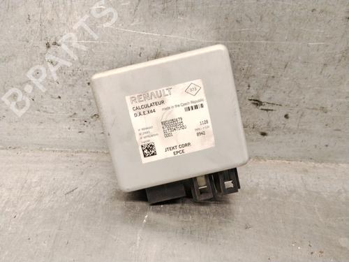 electronic-module-renault-twingo-ii-cn0_-2007-37720108 main image