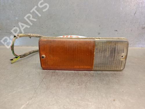 Używane Kierunkowskaz przedni lewy SUZUKI SAMURAI Closed Off-Road Vehicle (SJ_) 1.3 (SJ 413) (64 hp) 30412527