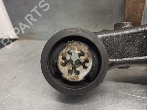 Right rear steering knuckle PEUGEOT EXPERT Van (V_) 1.6 BlueHDi 115 | BP15983637M28 