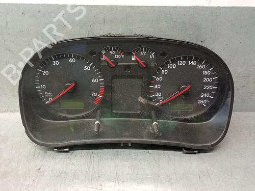 Used Instrument cluster VW GOLF IV (1J1) 1.6 (102 hp) 30830302