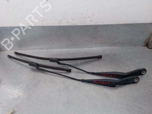 Used Front windshield wiper arm Front windshield wiper arm 36996707 36996707